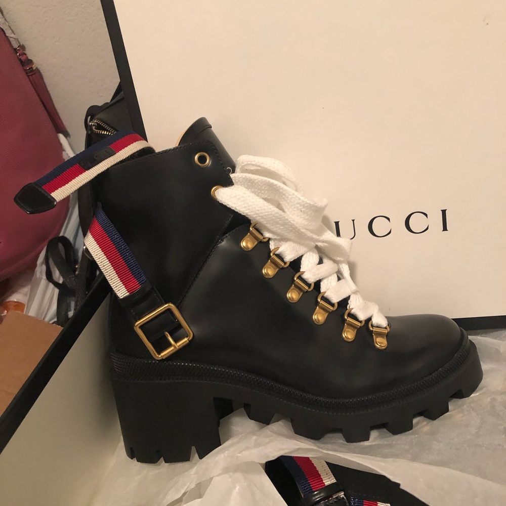 Gucci women boots size 5 1/2 brand new never worn